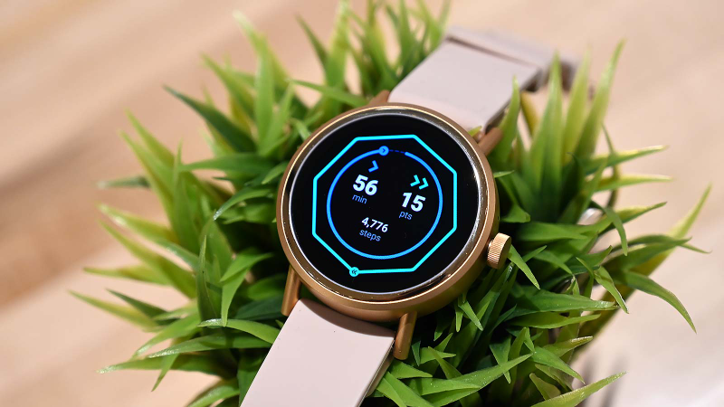 Illustration for article titled This Smartwatch Has Incredibly Bad Timing
